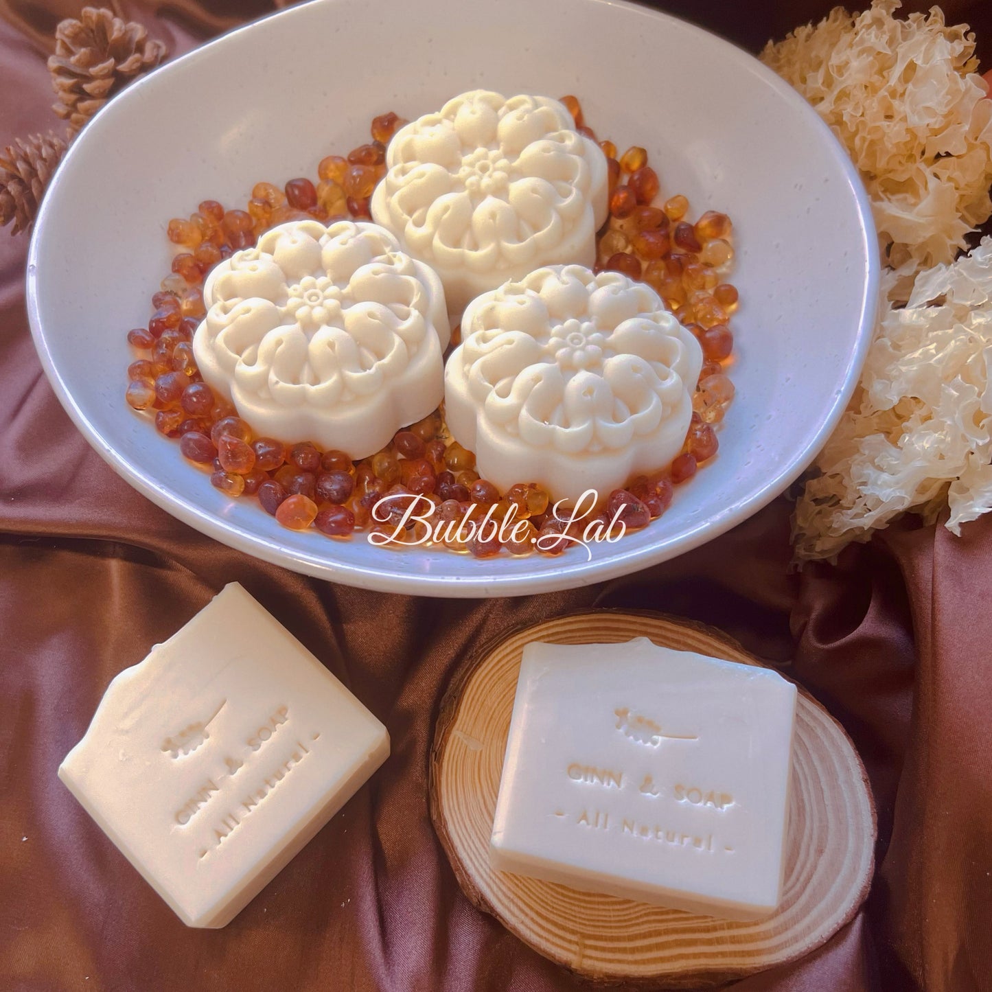 Limited-Peach Gum & Tremella Goat Milk Face Bar