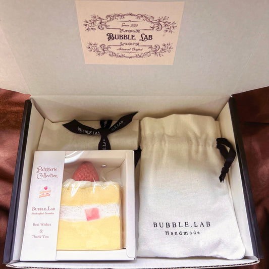 Strawberry Cake Gift box(2 Main Items)