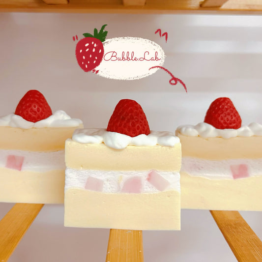 Strawberry Cake MP Soap