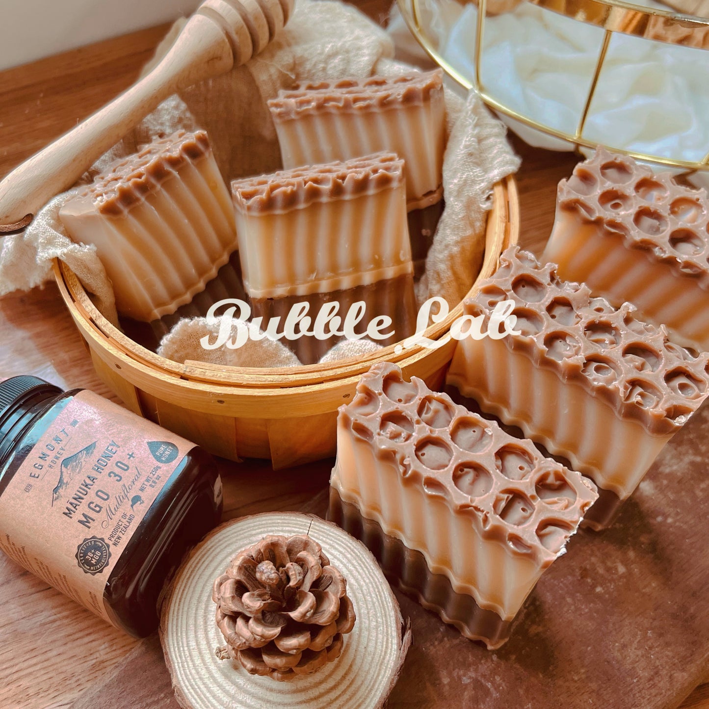 Manuka Honey & Caramel Soap