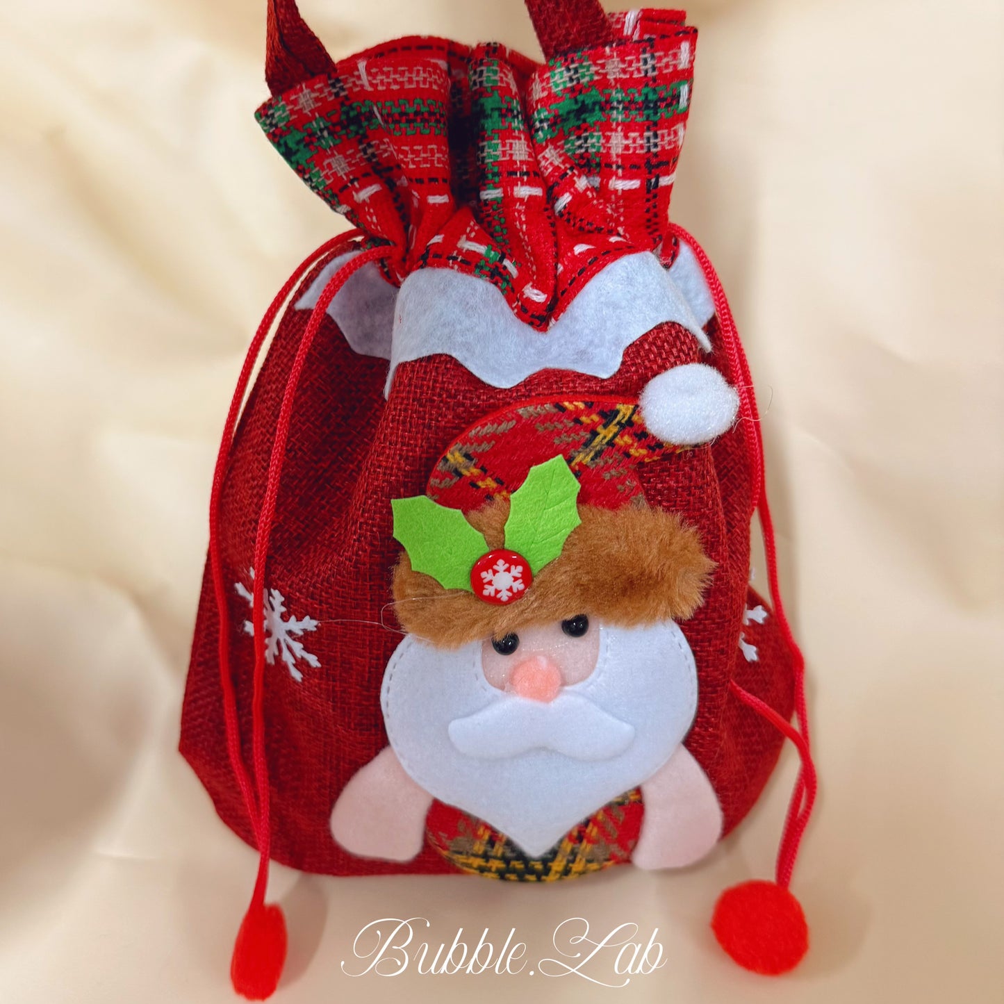 🎄 Christmas Burlap-Style Gift Bags